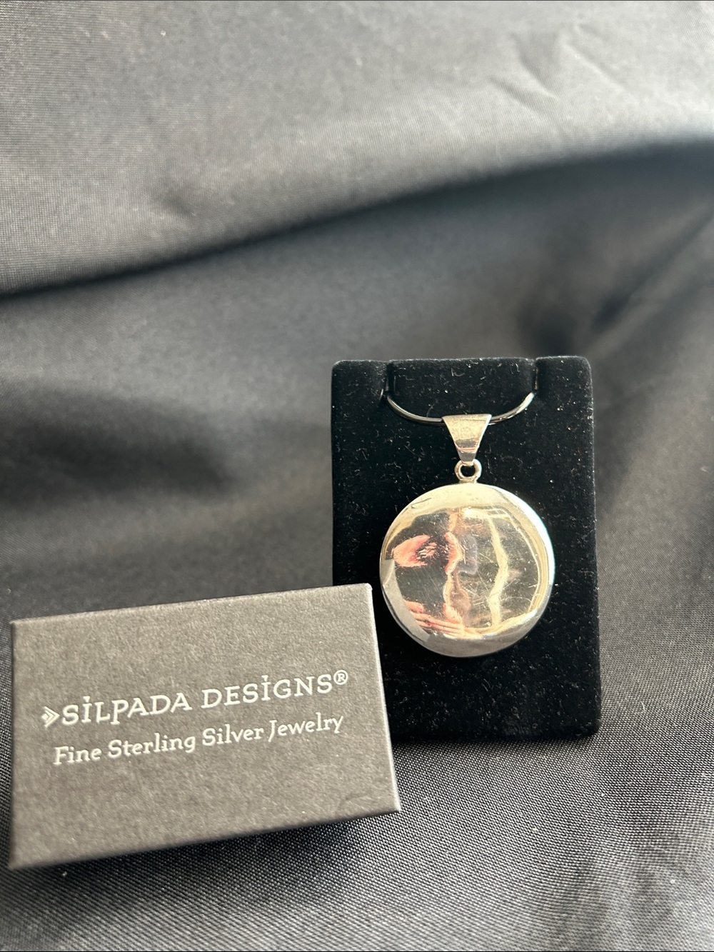 Silpada S1123Sterling Silver Round Pendant
